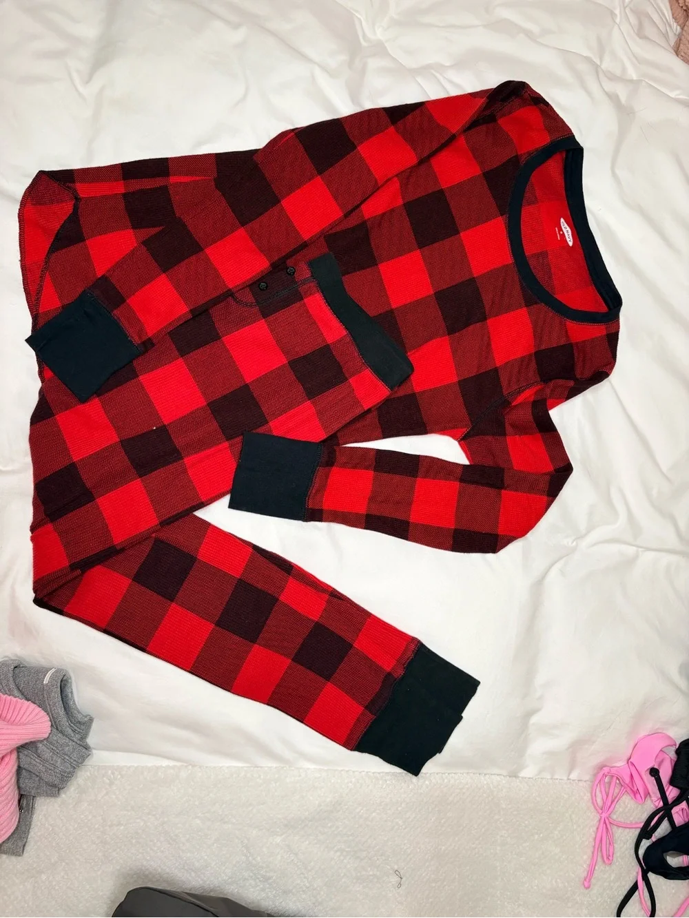 Old Navy Plaid Pajama Set